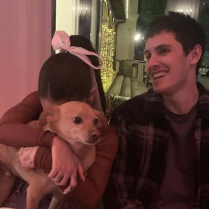 Ariana Grande teilt seltenes Bild mit ihrem Ehemann Dalton