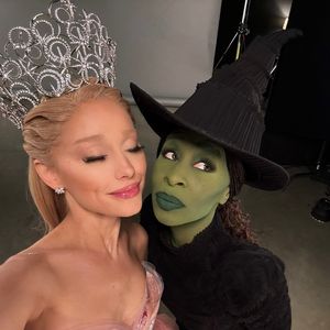 Dream-Team Ariana Grande und Cynthia teilen "Wicked"-Foto