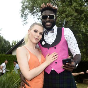 Hate wegen Liebe: Arielle Rippegather und Didi stehen drüber