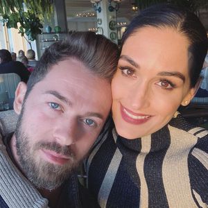 In Frankreich: So hat Artem Nikki Bella einen Antrag gemacht