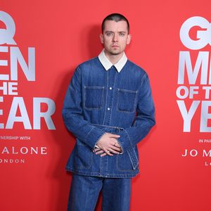 Asa Butterfield überwindet Bühnenangst mit Ein-Mann-Show