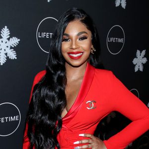 Ashanti: Ein Traum in Rot!