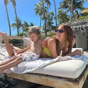 Niedliche Urlaubsfotos: Ashlee Simpson strahlt mit Kids!
