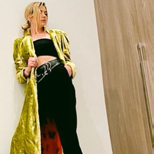 Datet Ashley Benson jetzt diesen mysteriösen Unbekannten?