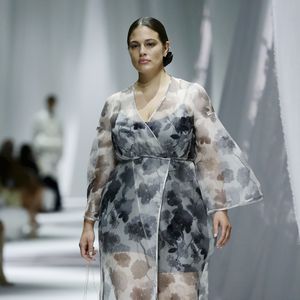 Acht Monate nach Geburt: Ashley Graham zurück auf Catwalk