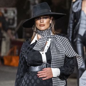 Ashley Graham: Hier gibt sie ihr schwangeres Laufsteg-Debüt!