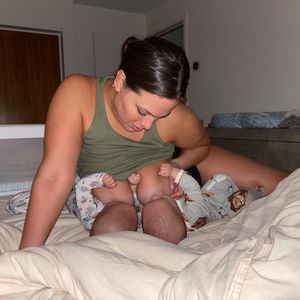 Neues Still-Foto: Ashley Graham gibt Einblicke in Mama-Leben