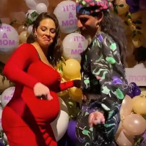 Hochschwangere Ashley Graham twerkt auf ihrer Babyparty!
