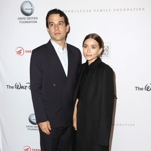 Nach drei Jahren: Ashley Olsen mit Louis auf Red Carpet!