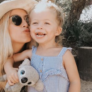 Nach Hirntumor-Tod: Ashley Stocks Tochter (3) wurde beerdigt