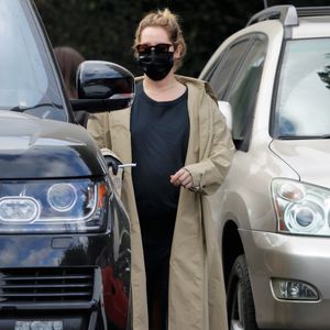Gut kaschiert: Schwangere Ashley Tisdale versteckt Babybauch