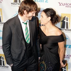 Ashton Kutcher & Mila Kunis: Familienausflug kurz vor Geburt