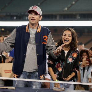 Ashton Kutcher und Mila Kunis baden ihre Kinder nur selten!