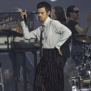 Harry Styles heizt seinen Fans mit neuem Musikvideo ein