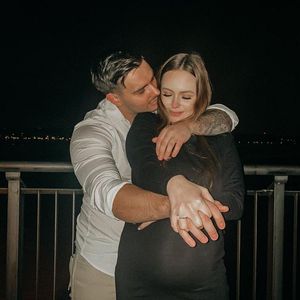 Nach Babynews: Ex von YouTuberin Julita hat sich verlobt!