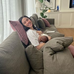 Intime Bilder: Aurora Ramazzotti zeigt Sohn beim Stillen!