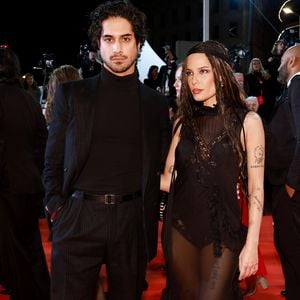 Psycho-Horror-Film: Halsey und Avan Jogia erobern Cannes