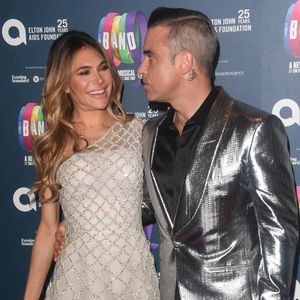 Robbie Williams' WM-Auftakt: Strafe für seinen Stinkefinger?