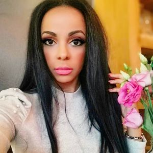 Echt schwanger? Bahati Venus verwirrt mit Throwback-Pic!