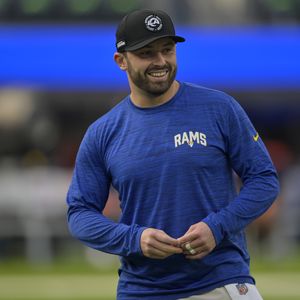 Buccaneers-Quarterback Baker Mayfield wird erstmals Papa!