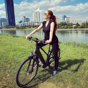 Kein Helm: Barbara Meier für neues Baby-Update kritisiert!