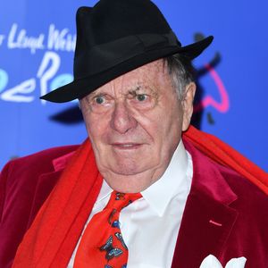 Komplikationen bei Operation: Komiker Barry Humphries stirbt