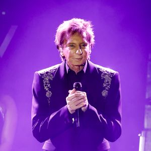 Trotz Krebsdiagnose: Barry Manilow plant neue Konzerte