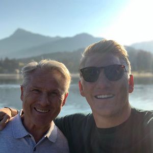 Selten! Bastian Schweinsteiger postet Foto mit seinem Vater