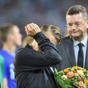 Noch immer tief berührt: Schweini bedankt sich für 12 Jahre