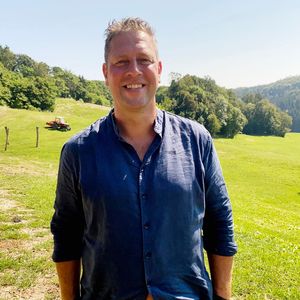 Zickenkrieg vorbei: TV-Bauer Gerfried schickt eine Dame heim