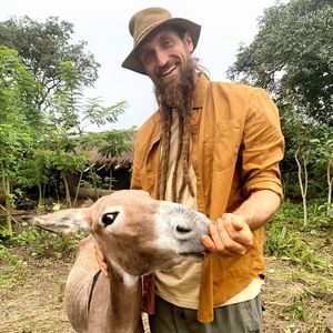 Internationaler TV-Bauer Philipp vergrault seine Hofdame!