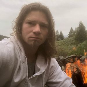 "Alaskan Bush People"-Bear trauert um seinen Vater Billy (†)