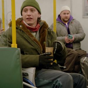 Neue "GZSZ"-Story: Jonas trifft mysteriösen Rollstuhlfahrer