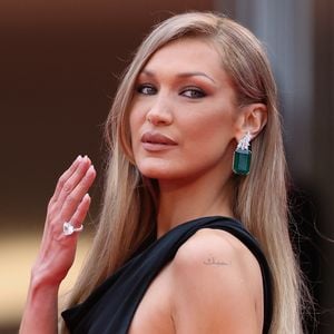 Bella Hadid trauert um ihren geliebten verstorbenen Hund