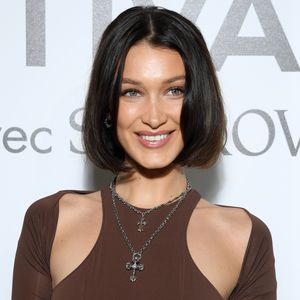 Bella Hadid lässt 600 Bäume für Öko-Fußabdruck pflanzen