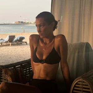 So trainiert: Bella Hadid zeigt ihre Bauchmuskeln im Bikini