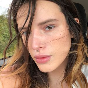 "Du fehlst!": Filmstar Bella Thorne gedenkt ihres Vaters