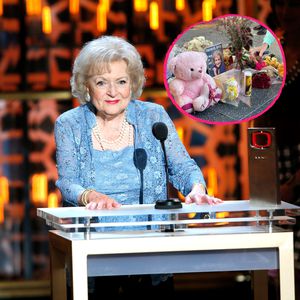 Blumen vor ihrem Haus: Fans in Trauer um Ikone Betty White