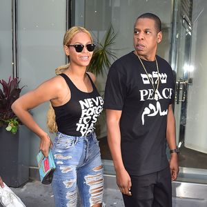 Single Lady: Beyoncé ohne Ring & Jay-Z auf dem Red Carpet
