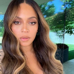 Kein Bock auf Gruppenfoto? Beyoncé ließ sich photoshoppen!