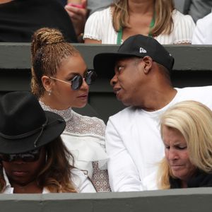 Immer im Partnerlook? Beyoncé ist fleißig am Shoppen!