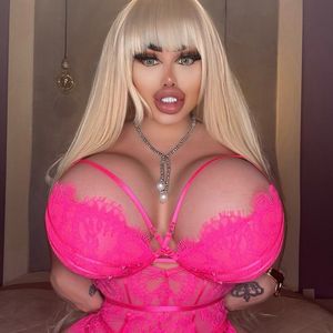Lebensgefährliche Po-OP: Bibi Bugatti will reale Barbie sein