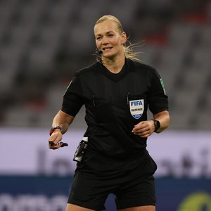 Fußballschiedsrichterin Bibiana Steinhaus hat geheiratet