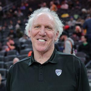 Boston Celtics ehren NBA-Star Bill Walton (†71) beim Finale
