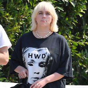 "Genau wie meine Mama": Billie Eilish rockt eine neue Frisur