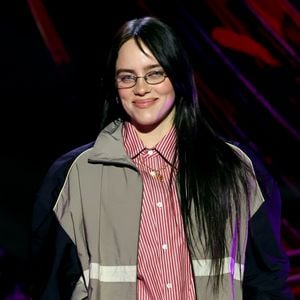 Ungewohnt häuslich: Billie Eilish überrascht mit Rezeptvideo