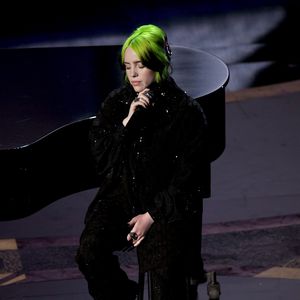 Billie Eilish über Beziehungen: "Fühlte mich nie begehrt!"