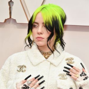 Sängerin Billie Eilish sagt ihre komplette Welttournee ab!