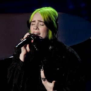 Billie Eilish hat heimlich ein neues Album aufgenommen!