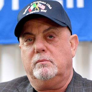 Sänger Billy Joel wird für Unfall vor Konzert verklagt!